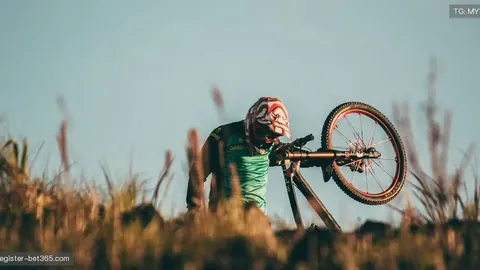 哈登期待与库里圣诞盛宴巅峰对决，星将交锋机会难得