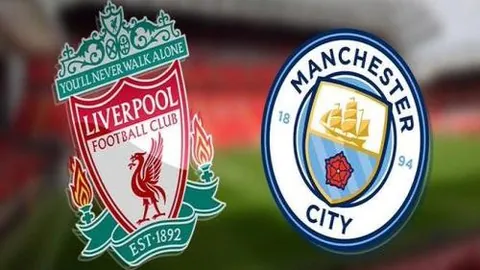 萨拉赫健身自拍，肌肉线条一览无遗。